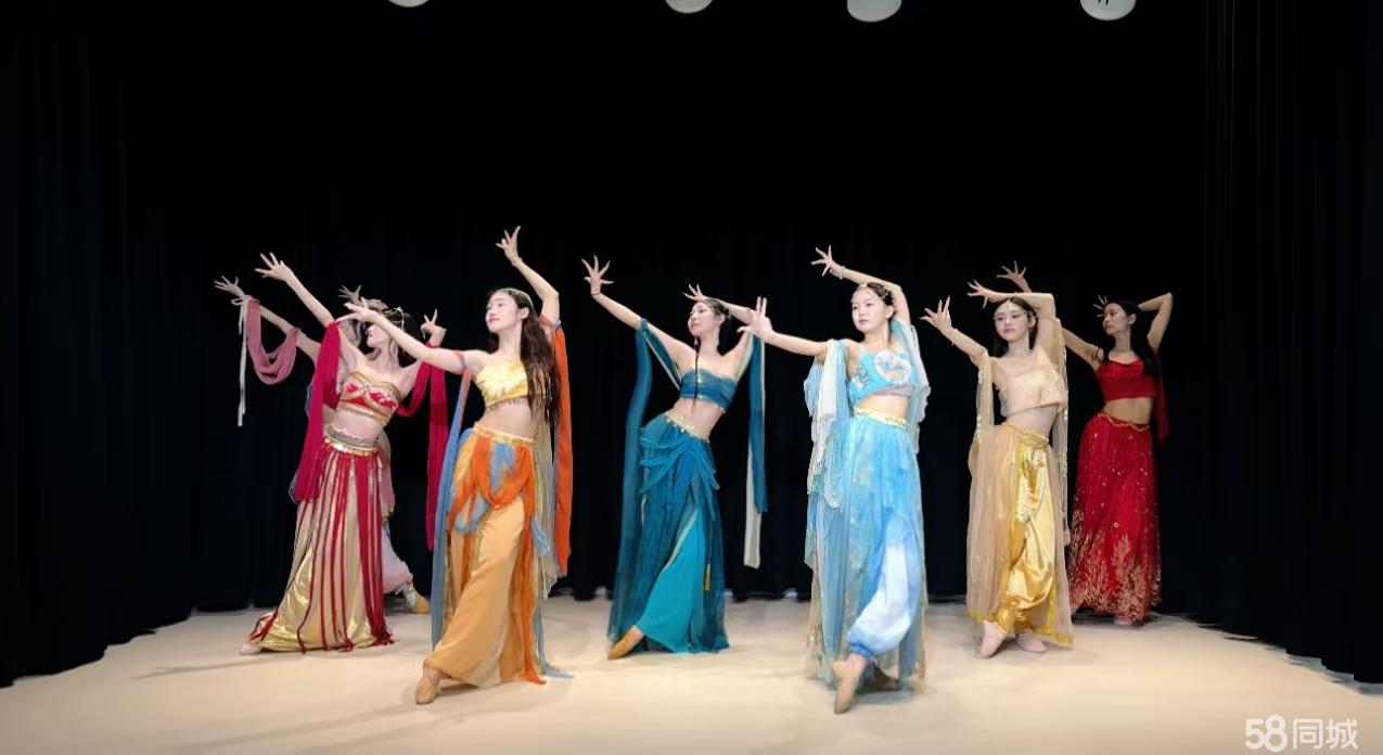 本地演藝團(tuán) 一站式專(zhuān)業(yè)慶典演繹資源與活動(dòng)服務(wù)解決方案